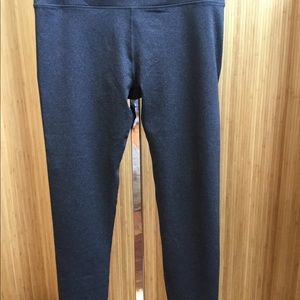 Fabletics ankle length yoga pants